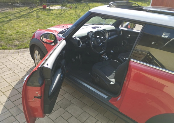 MINI Cooper S cena 32000 przebieg: 142700, rok produkcji 2011 z Brzeziny małe 56